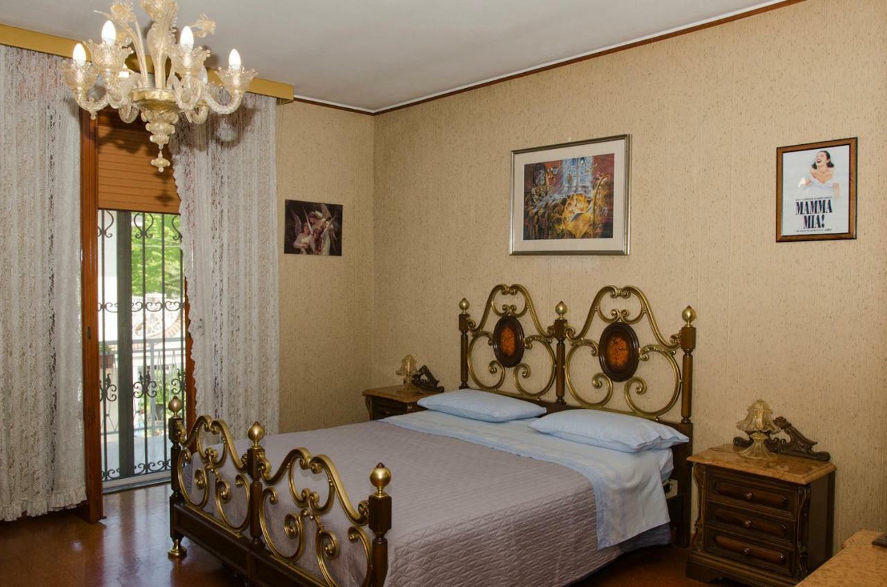 B&B Mamma Mia Family House Peschiera del Garda Eksteriør billede